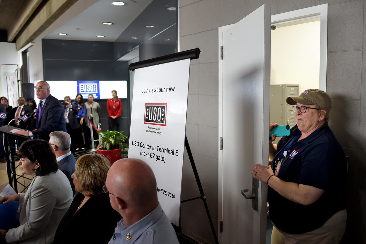 Philadelphia Airport Opened New First-Class Lounge For Military Families In Transit!