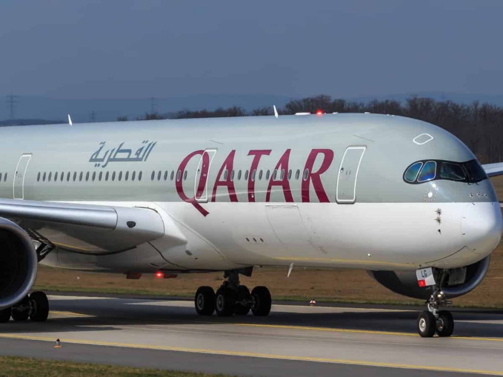 QATAR-AIRWAYS-min