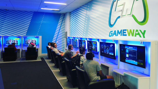 Dallas Fort Worth Airport Now Has Opened New Video Game Lounges!