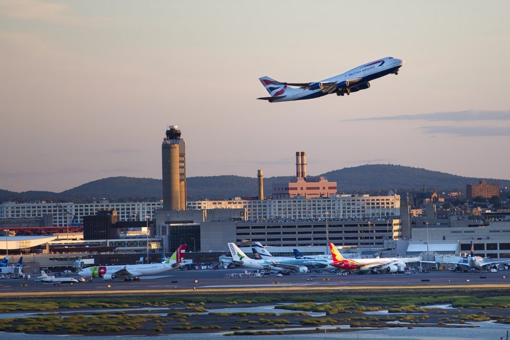 BostonLogan International Airport Terminals, Hotels & Reviews